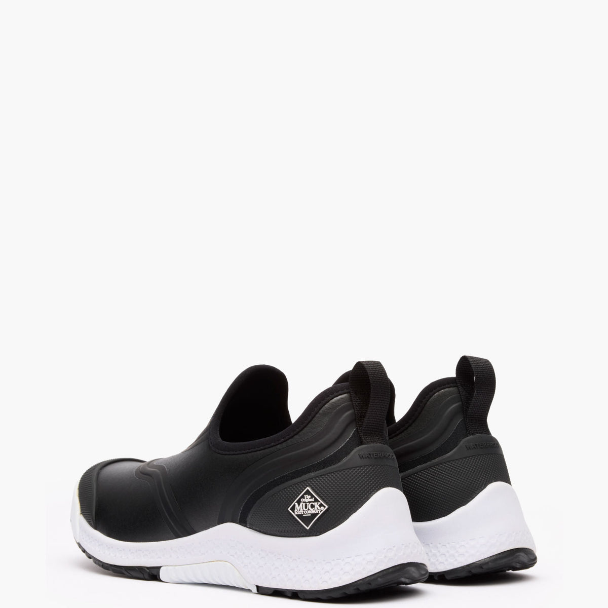Muck Boot Company Women's Outscape Slip On - Black/White