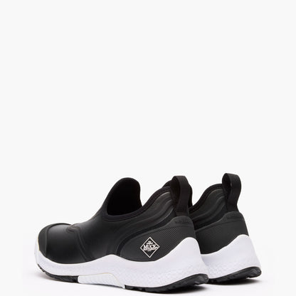 Muck Boot Company Women's Outscape Slip On - Black/White