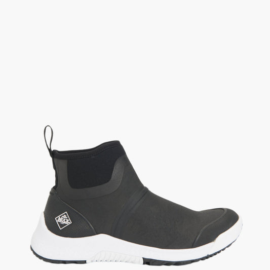 Muck Boot Company Women's Outscape Chelsea Slip On - Black