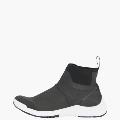 Muck Boot Company Women's Outscape Chelsea Slip On - Black